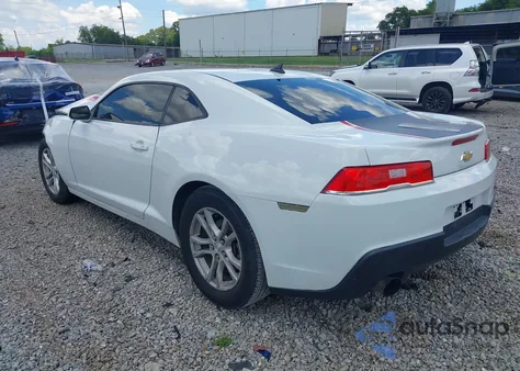 2015 Chevrolet Camaro 2Ls z USA, uszkodzony, nr VIN 2G1FB1E32F9299737